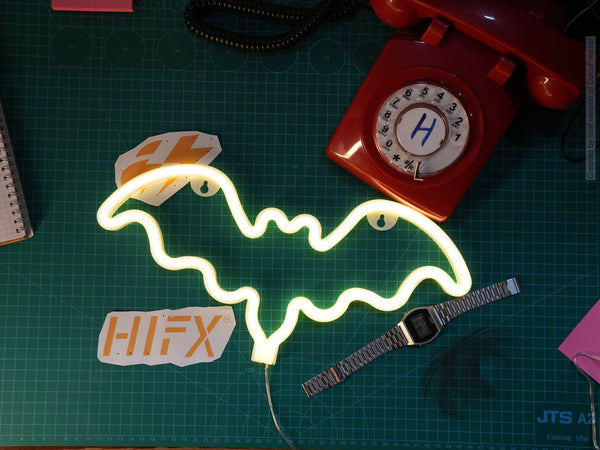 Neon Lights(Bat)